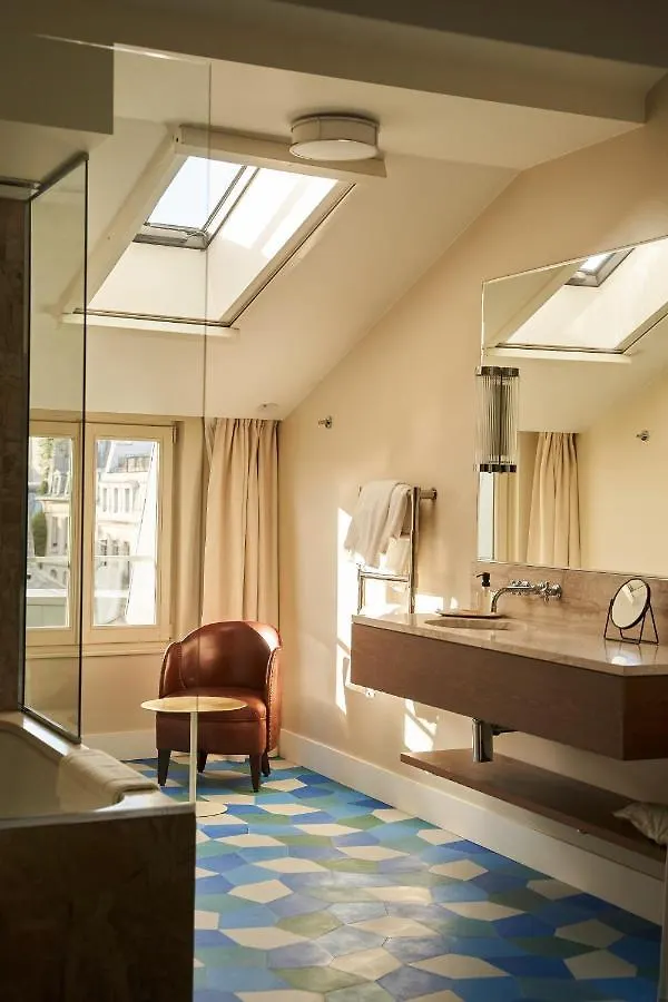 ****  Hotel Du Sentier Париж Франция