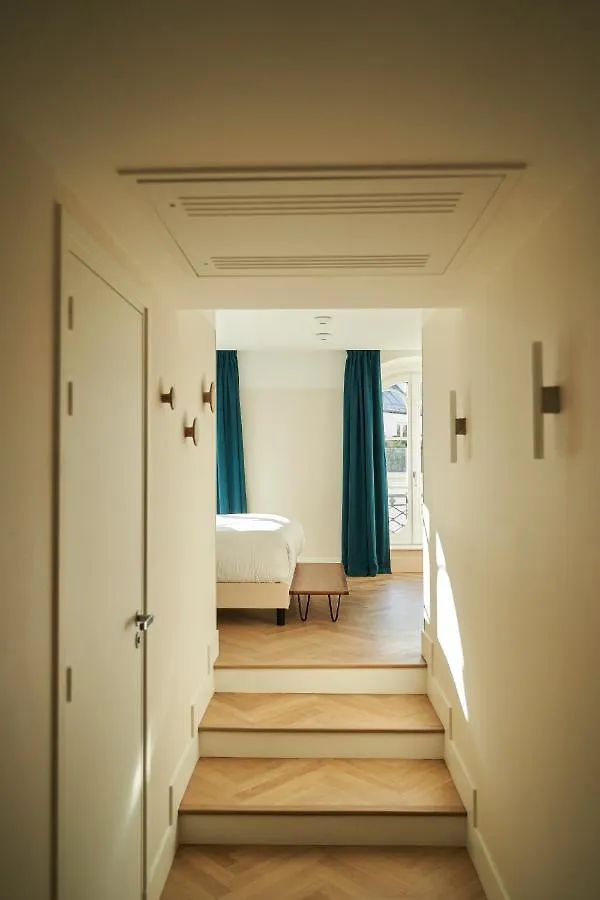 Hotel Du Sentier Париж