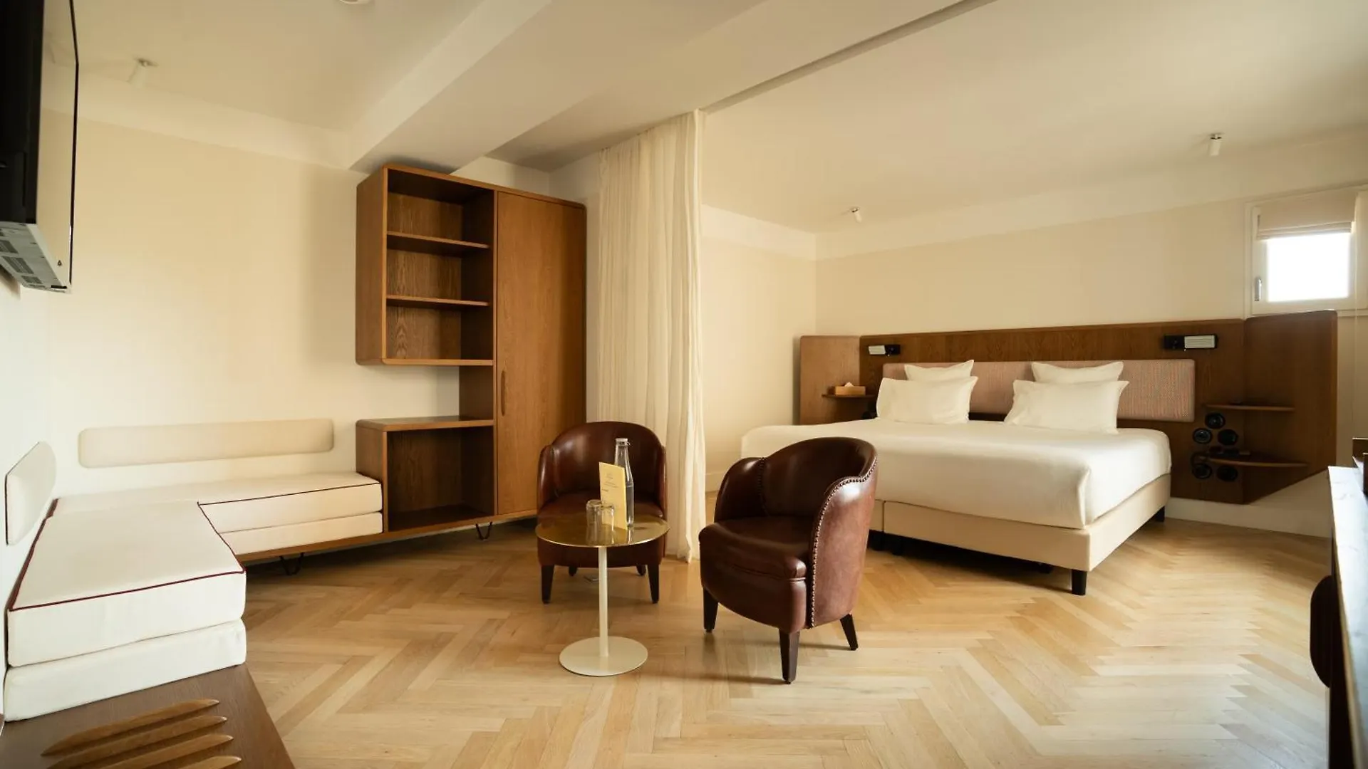 Hotel Du Sentier Париж
