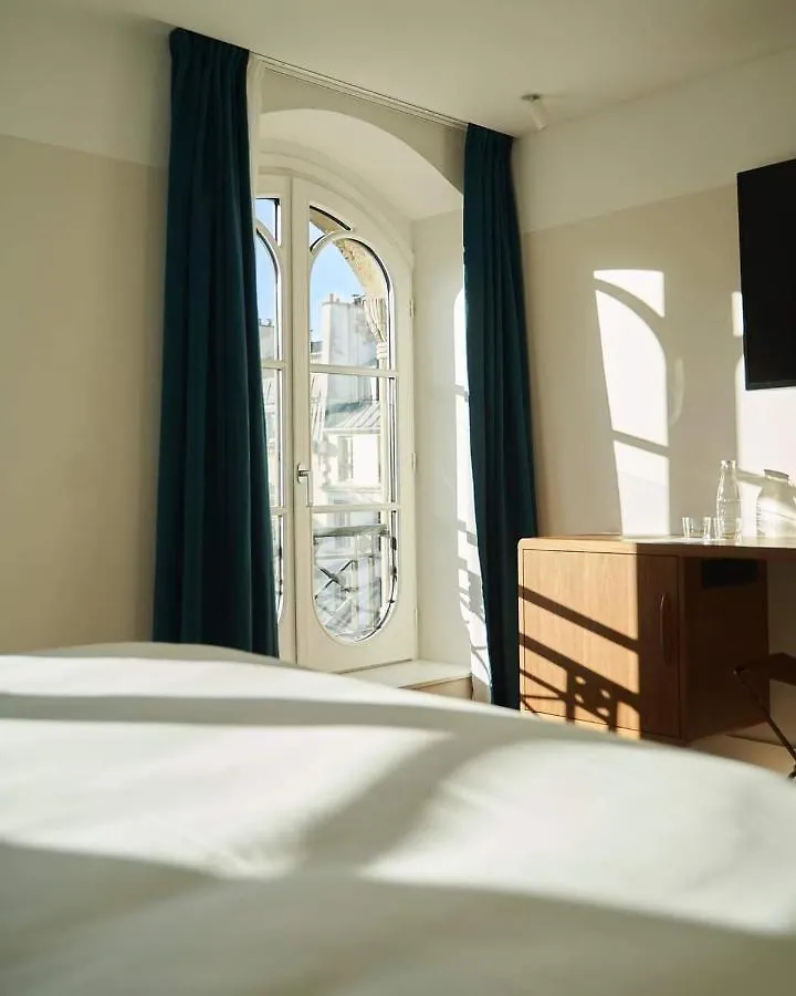Hotel Du Sentier Paris